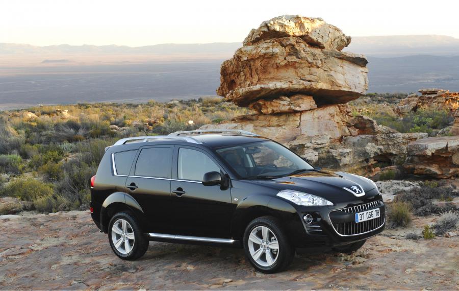  Peugeot 4007 2008 года  (фото 19 из 57)